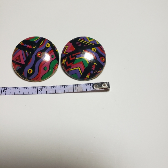 Vintage Large Abstract Clip Button Earrings - Picture 6 of 6